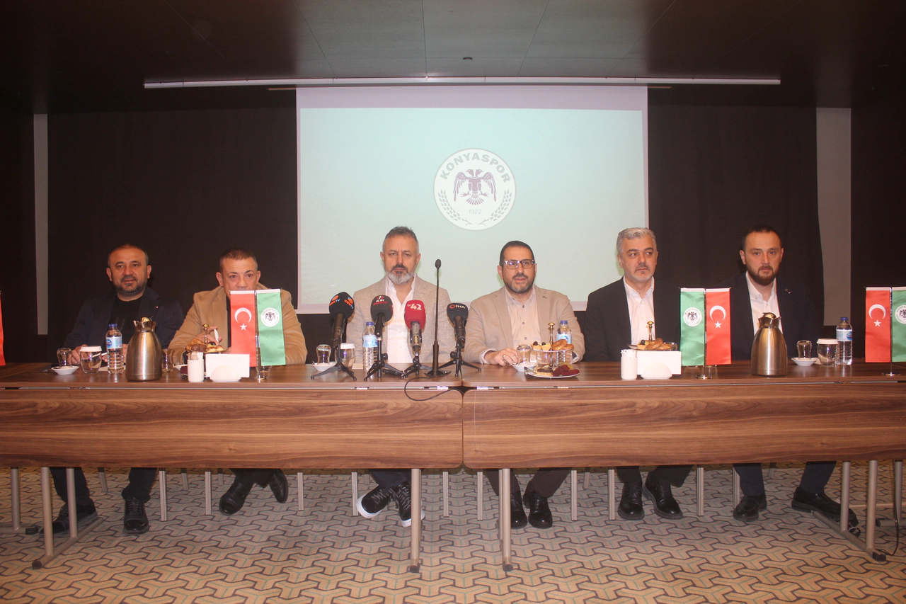 Konyaspor yönetimi kaynak arayışında! İlk öncelik mali olarak ayağa kalkmak