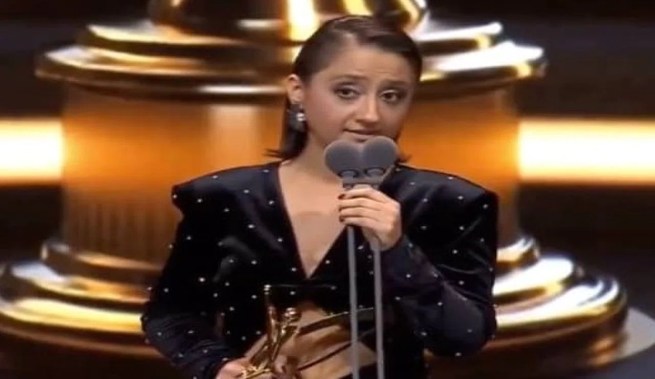 Konuşmasıyla altın kelebeğe damga vuran Ecem Erkek kimdir? Nereli ve kaç yaşında?