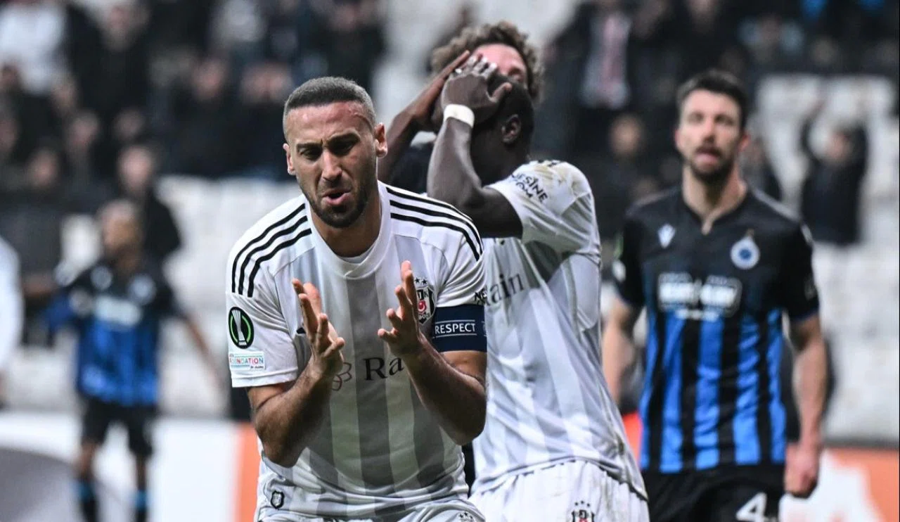 Beşiktaş evinde dağıldı! Tarihi hezimet