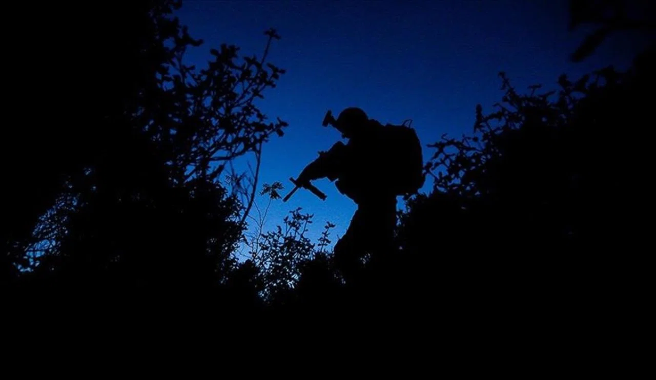 O teröristler imha edildi! MİT'ten nokta operasyon...