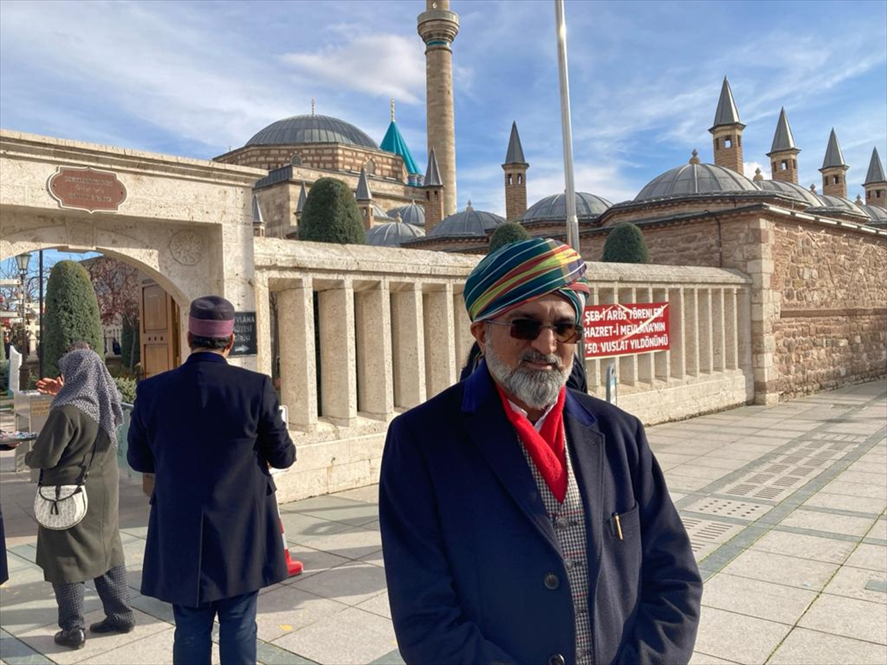 Mevlana'nın sözüne nazire yaparcasına Konya’ya geldiler!... Hem de öyle bir geldiler ki…