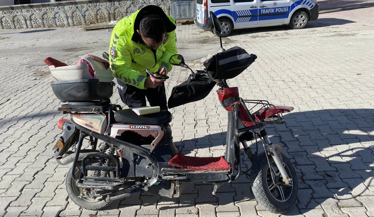 Bir kurye kazası da Konya'dan! Sipariş götürürken bakın ne oldu...