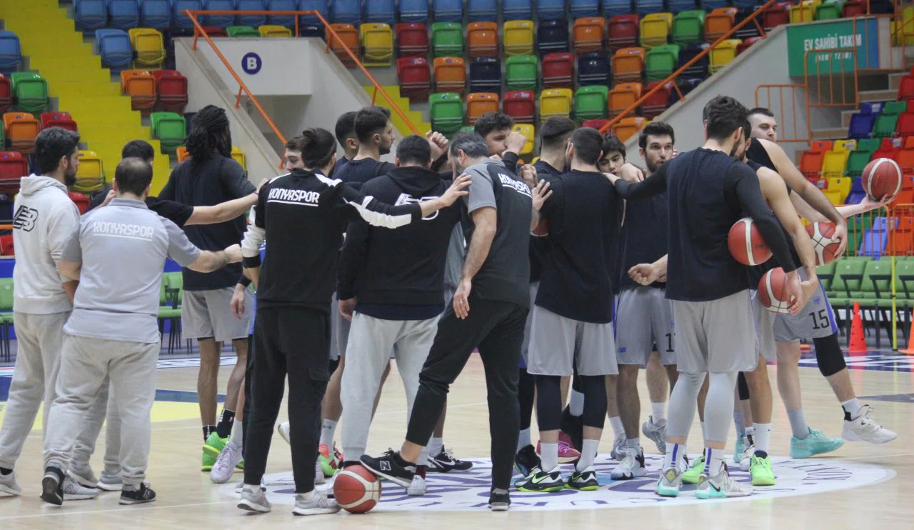 Konyaspor, İstanbul’a gitti