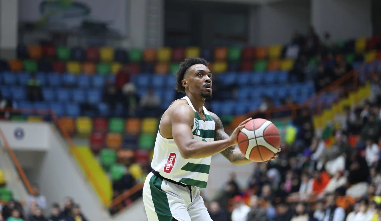 Konyaspor'un yıldızına sosyal medya cezası