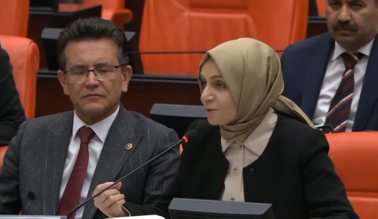 Usta’nın ‘traktör üretilmiyordu’ açıklamasına Bektaş’tan yanıt!