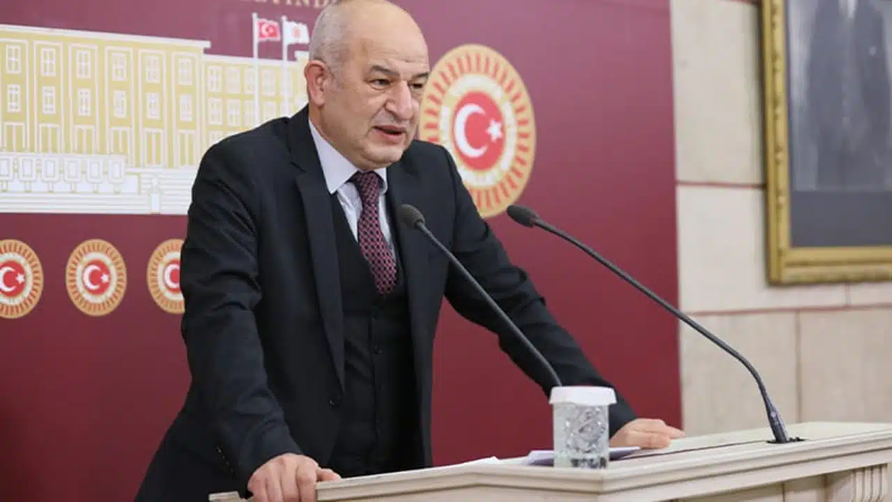 Ali Fazıl Kasap kimdir, nereli ve kaç yaşında?