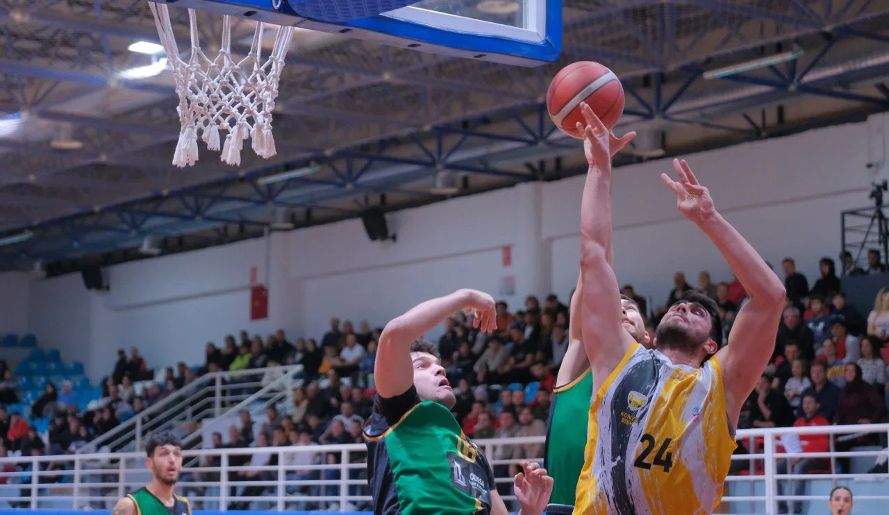Basketbolda Konya Büyükşehir tutulmuyor! Zirveye yükseldik