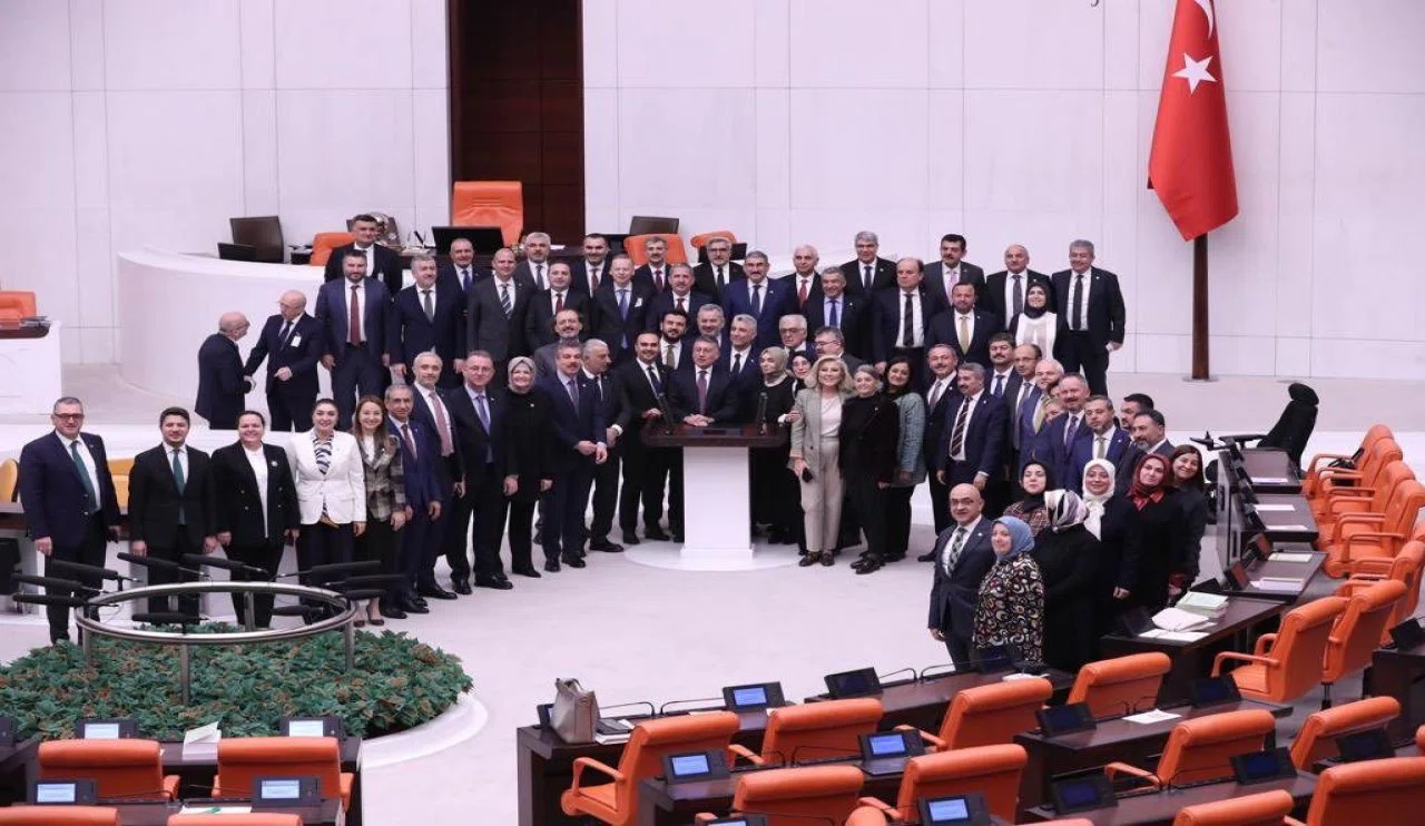 Konyalı Vekil paylaştı! Meclis’te hep kavga değil  güzel şeyler de oluyor