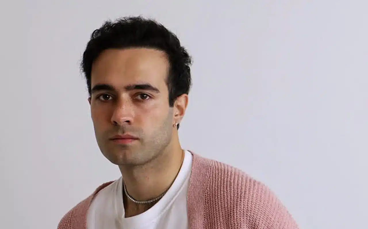 Mert demir kimdir, kaç yaşında ve şarkıları neler?