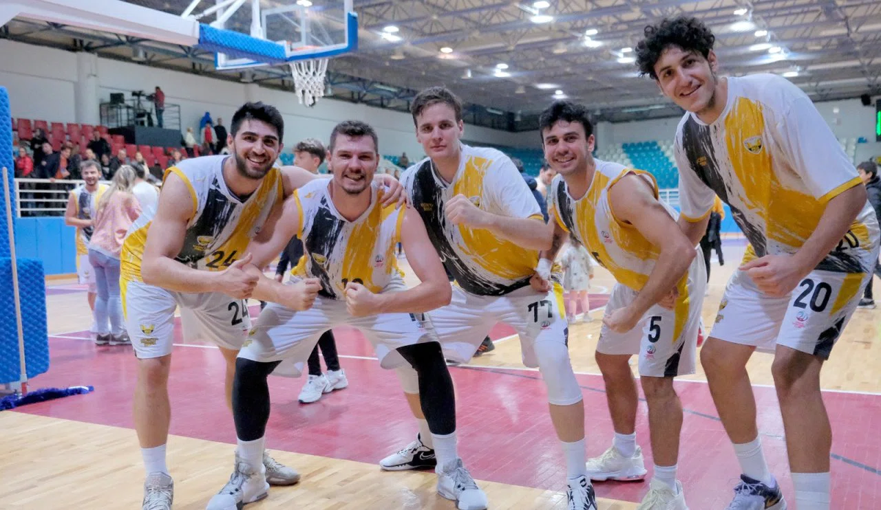 Konya Büyükşehir, basketbolda 1. Lig'e yürüyor