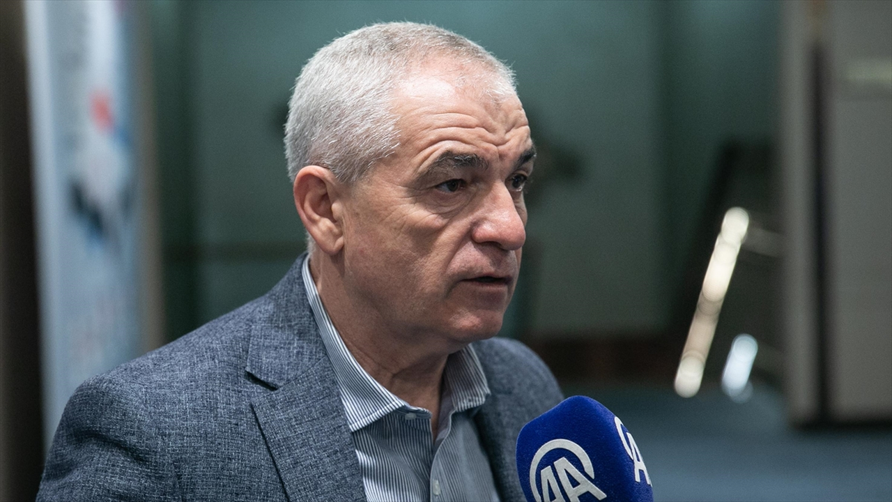 Rıza Çalımbay, Beşiktaş'taki geleceğiyle ilgili konuştu