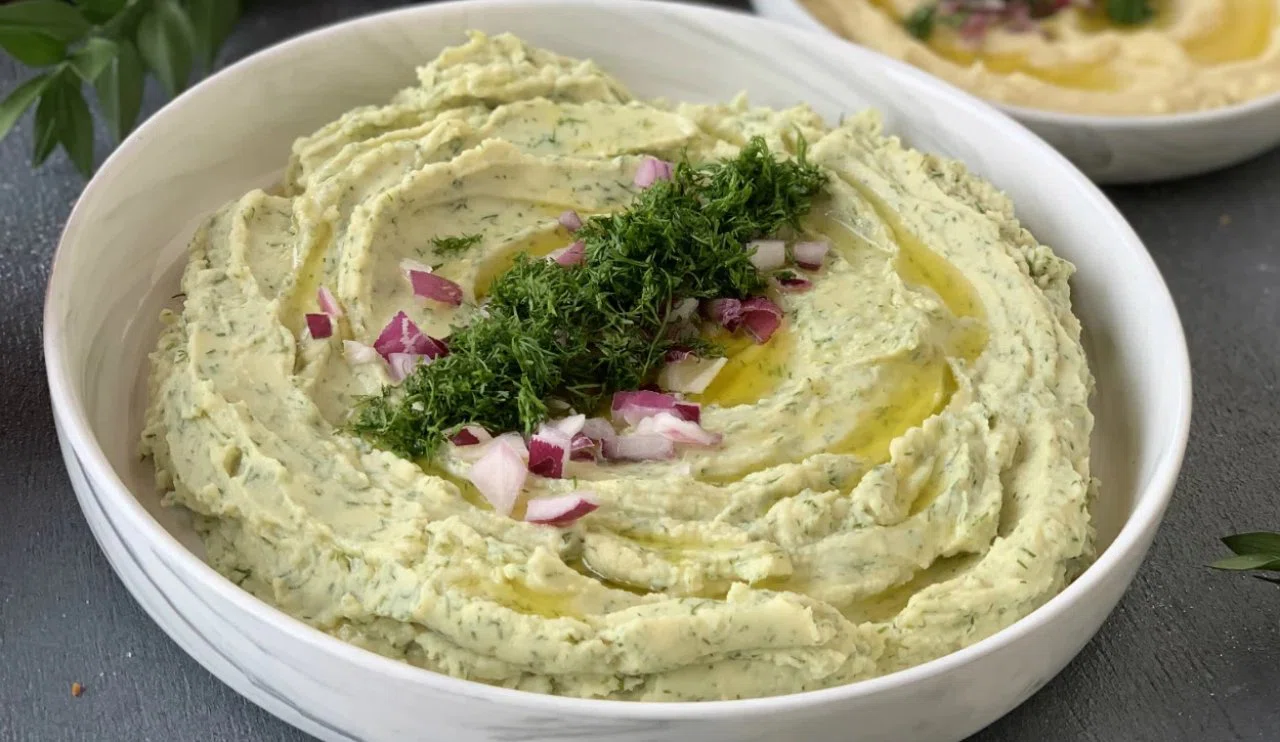 Ege mutfağının en sevilen mezelerinden biri olan  Fava, nasıl yapılır? Tadına doyamayacaksınız!