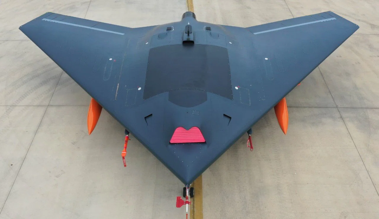 ANKA-3 İnsansız Savaş Uçağı ilk uçuşunu başarıyla gerçekleştirdi