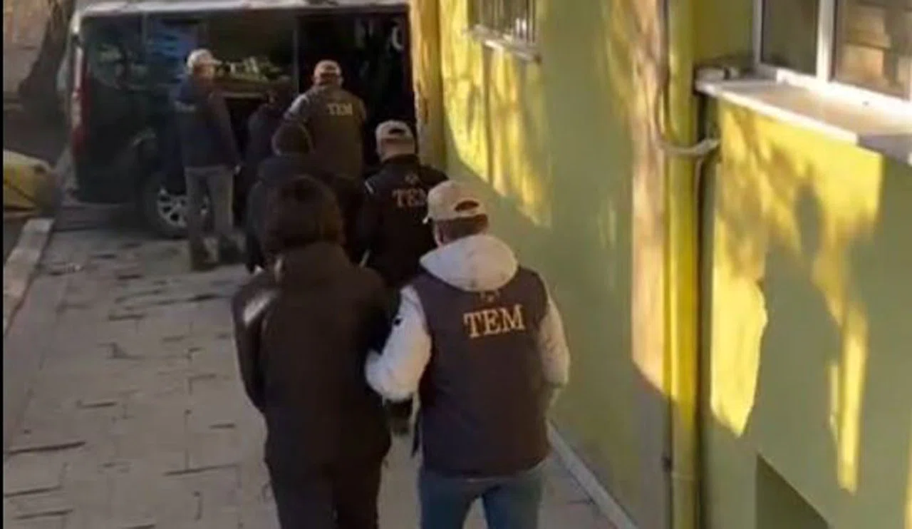 O teröristler kendileri teslim oldu!