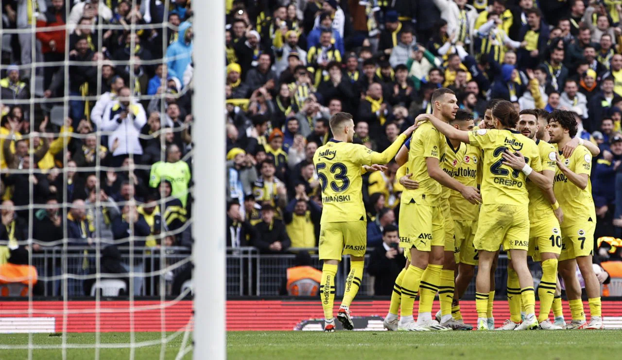 Fenerbahçe'de Konyaspor maçı öncesi son durum! Rakipte eksikler dönüyor