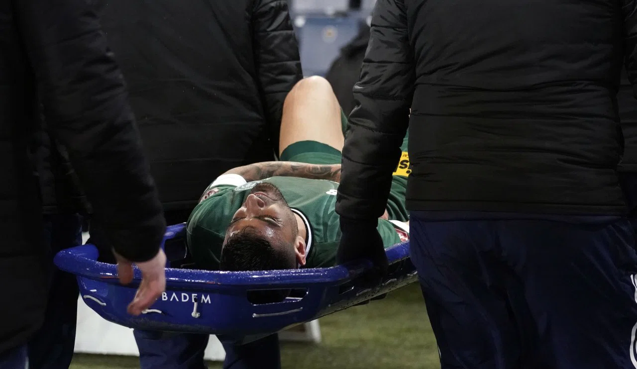 Konyaspor'da Adil Demirbağ hem sakatlandı hem cezalı duruma düştü