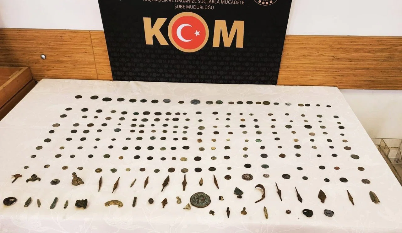 Konya Emniyet'i tarihe sahip çıkıyor! Dev operasyon...