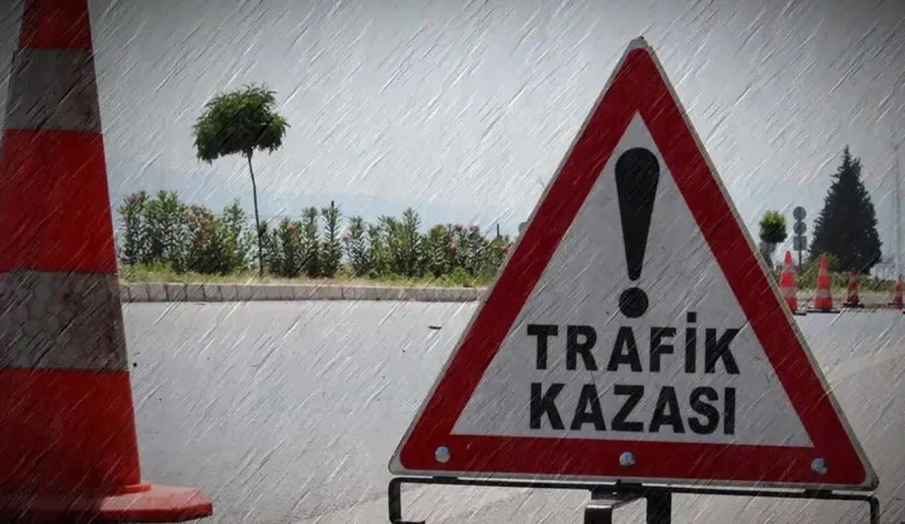 Aksaray'da iki otomobil çarpıştı: 5 kişi yaralandı