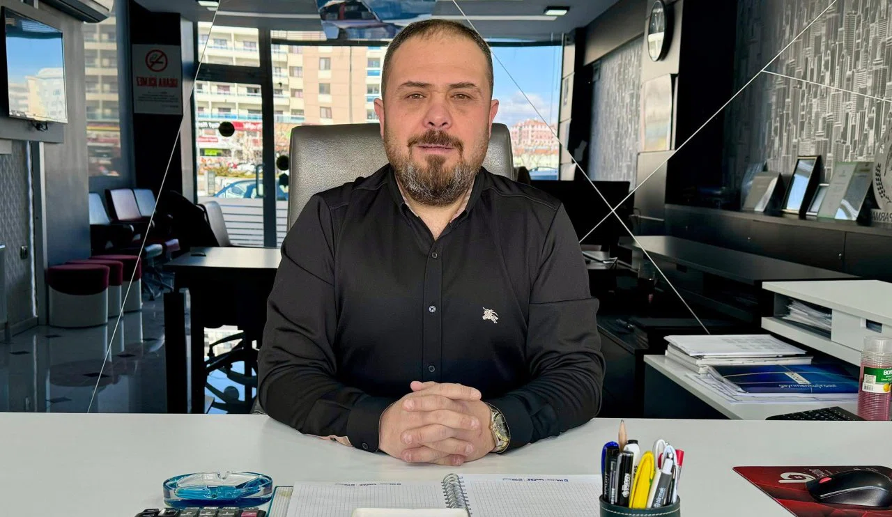 Konyaspor Asbaşkanı Hamdi Parmak: "Taraftarımız bize inansın"