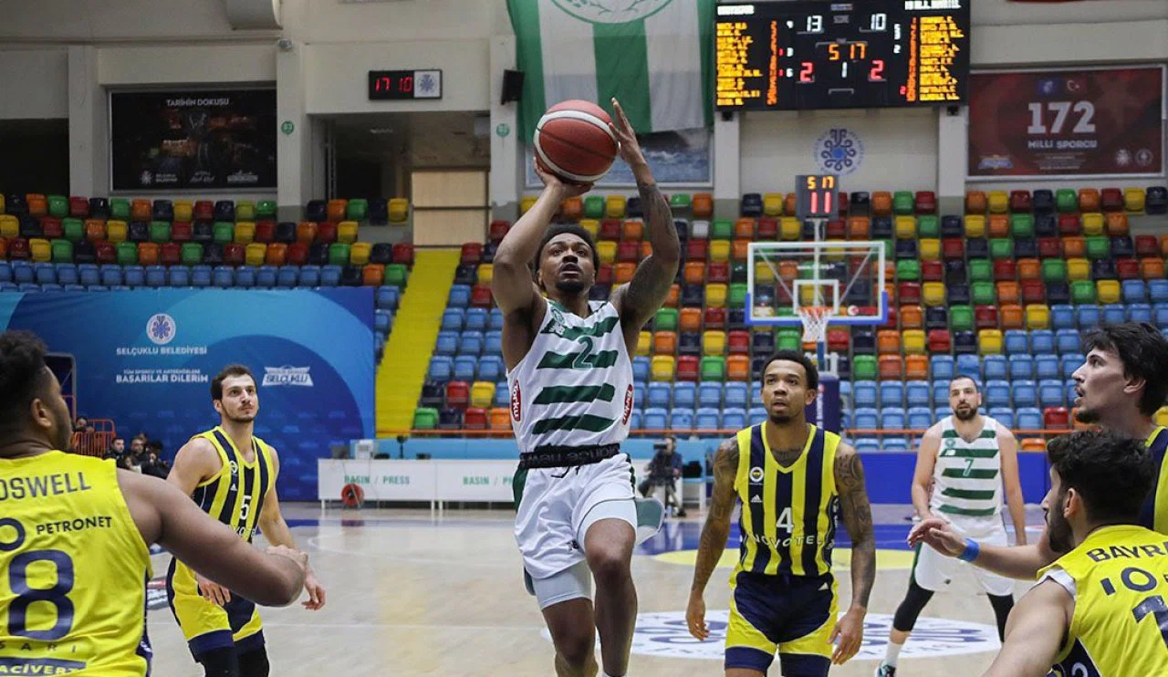 Konyaspor, Fenerbahçe sınavına çıkıyor