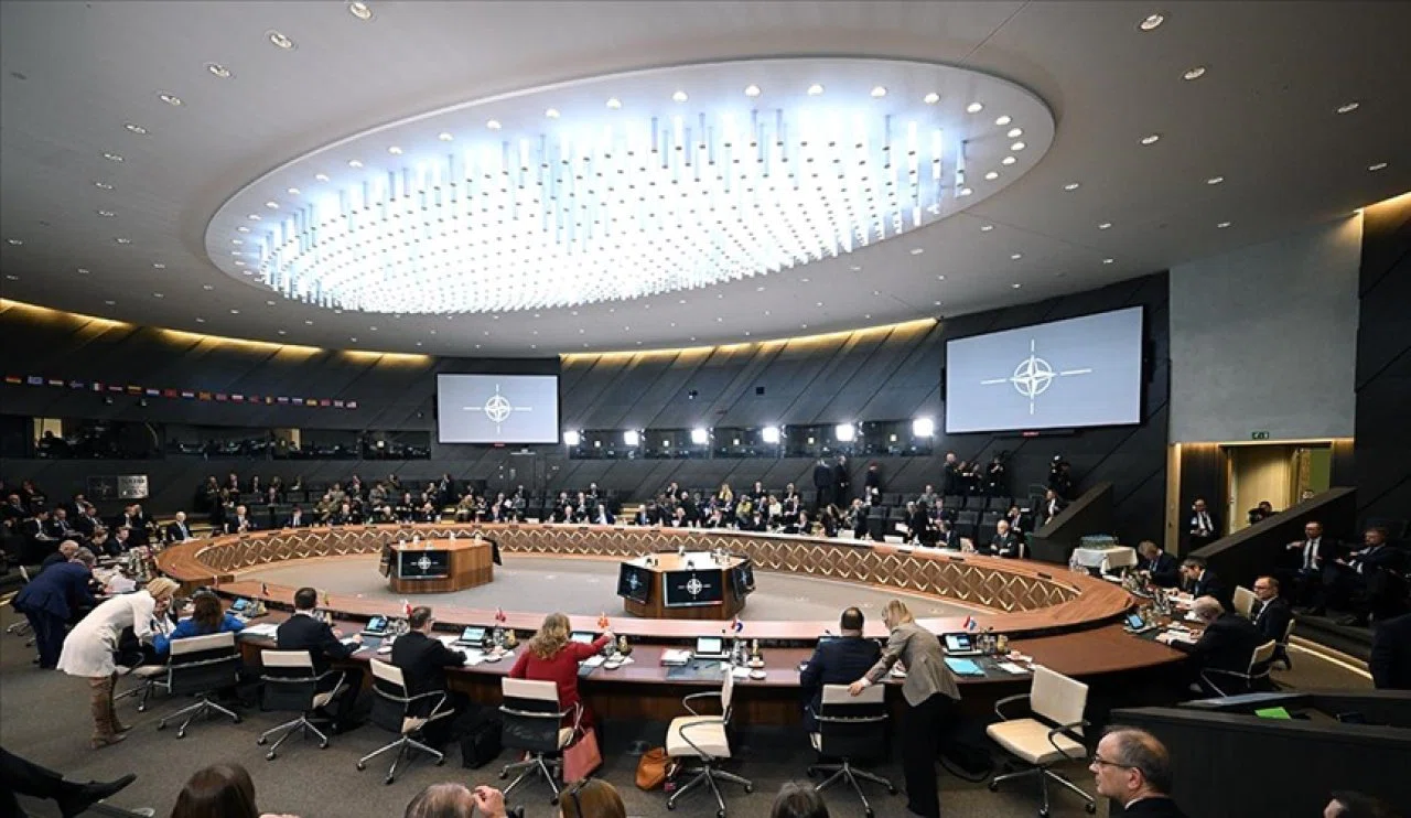 Milli Savunma Bakanı Güler, Nato Toplantısı'na Katıldı