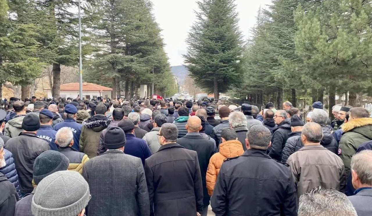 Konya şehidini uğurladı