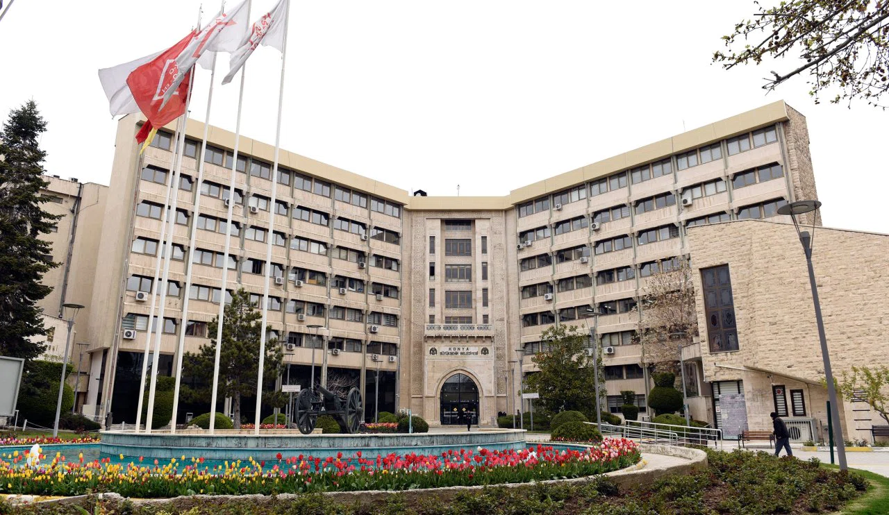 Konya'da Büyükşehir için yarış başlıyor! İşte Konya adayları!