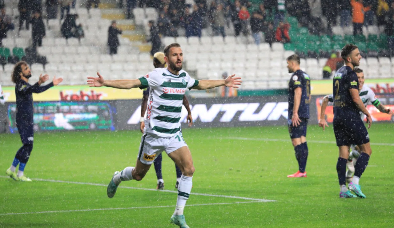 Konyaspor'da Sokol Cikalleshi, tarihi golü bir türlü atamıyor
