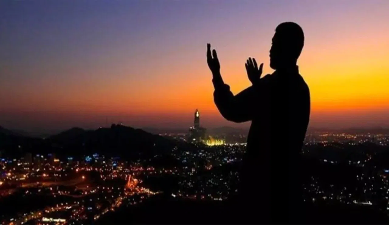 Berat Kandili'nde Levh-i Mahfuz yeniden yazılıyor!.. Bu gece kaderiniz değişebilir!