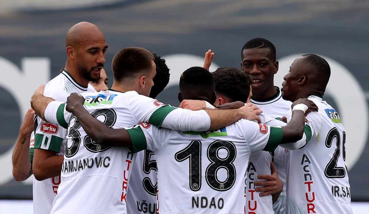 Konyaspor rakiplere geçit vermiyor! Omerovic’ten savunma açıklaması