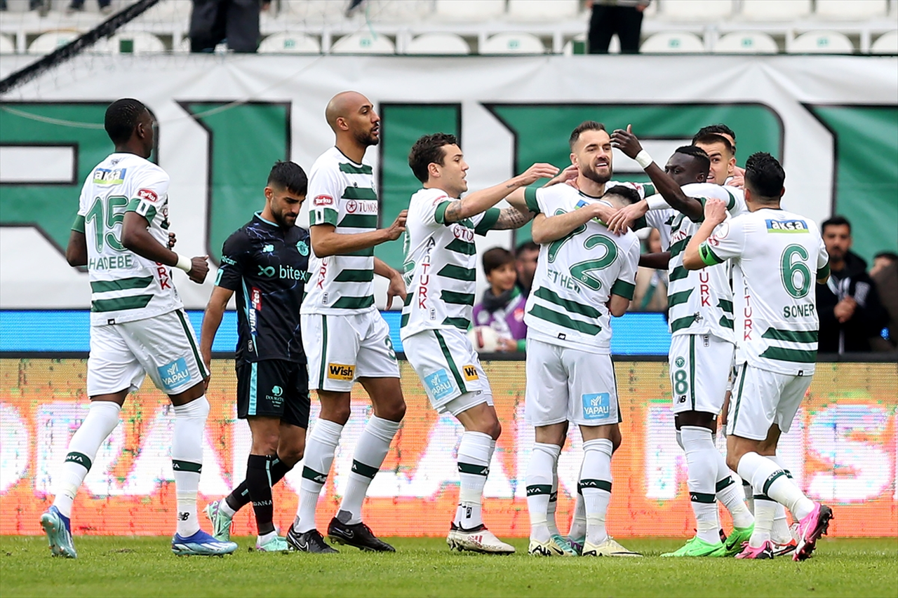 Konyaspor'da Cikalleshi çift haneye çıktı