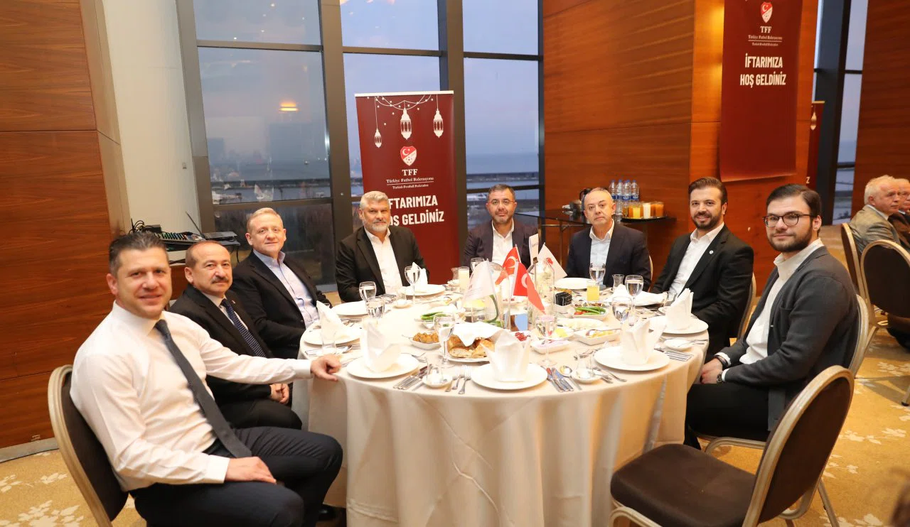 Konyasporlu yönetici, TFF'nin iftar yemeğine katıldı
