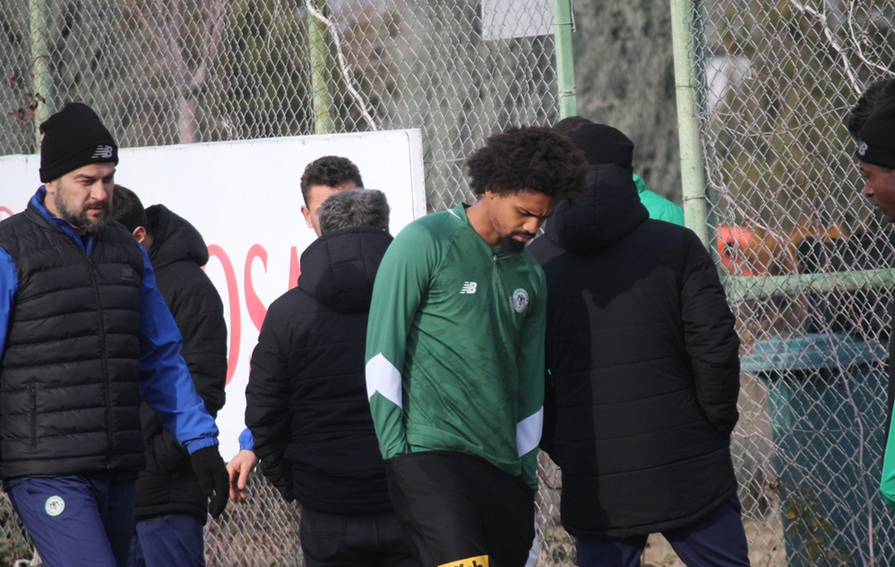 Konyasporlu oyuncu, son dönemlerini yaşıyor