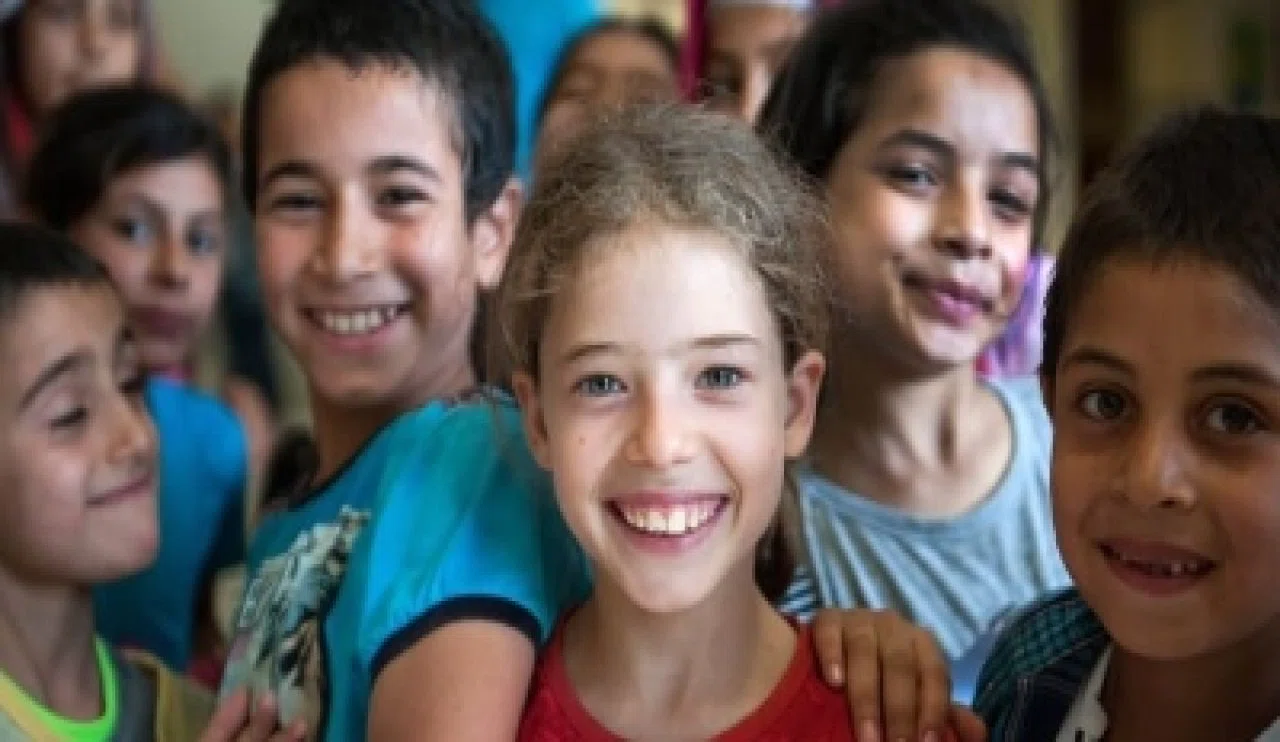 Bayramda eğitime destek olun, çocuklara gelecek hediye edin!