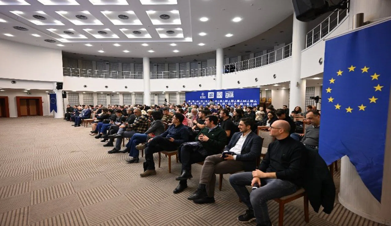 ATSO'dan yeni nesil Networking! Antalya'da iş dünyası yapay zeka ile buluşuyor!