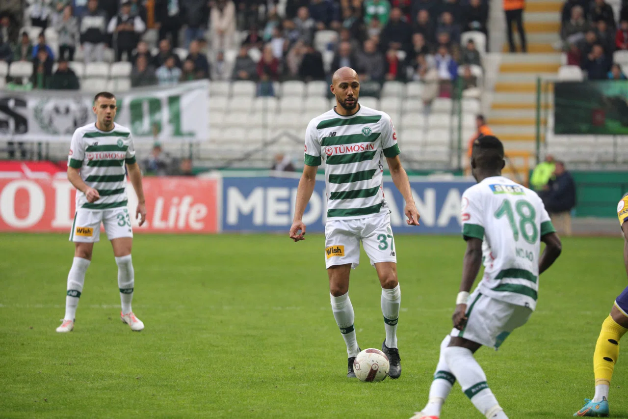 Nzonzi, Konyaspor’da kalacak mı? Yeni sözleşme açıklaması