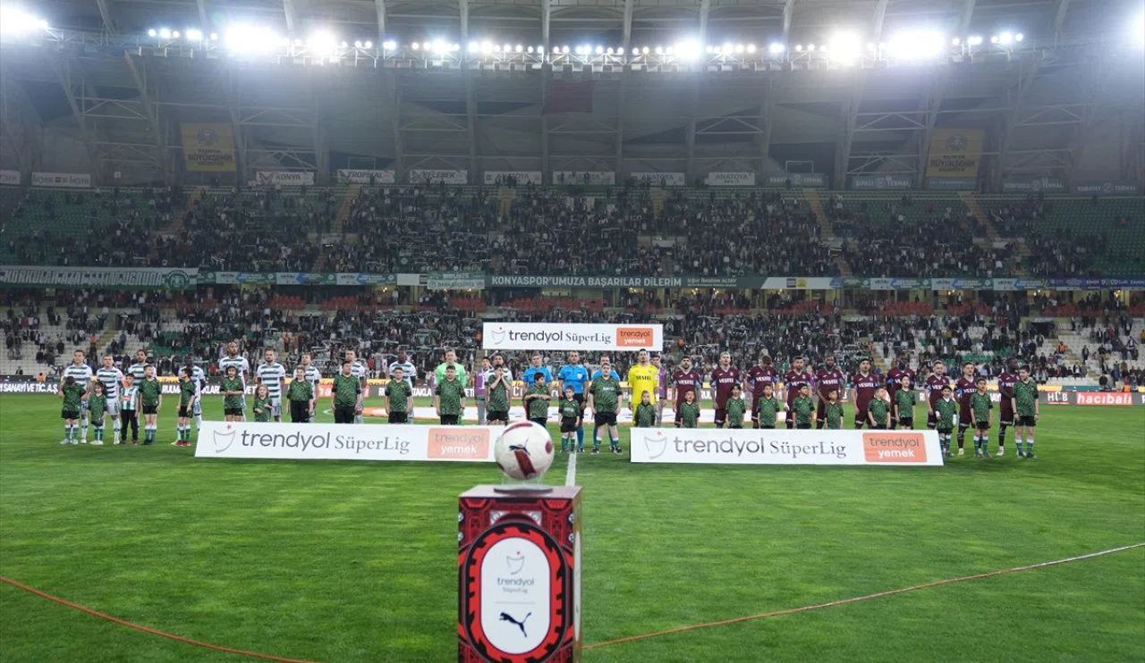 Süper Lig'de yeni sezon ne zaman başlayacak? Liglerde yeni sezon planlamaları açıklandı