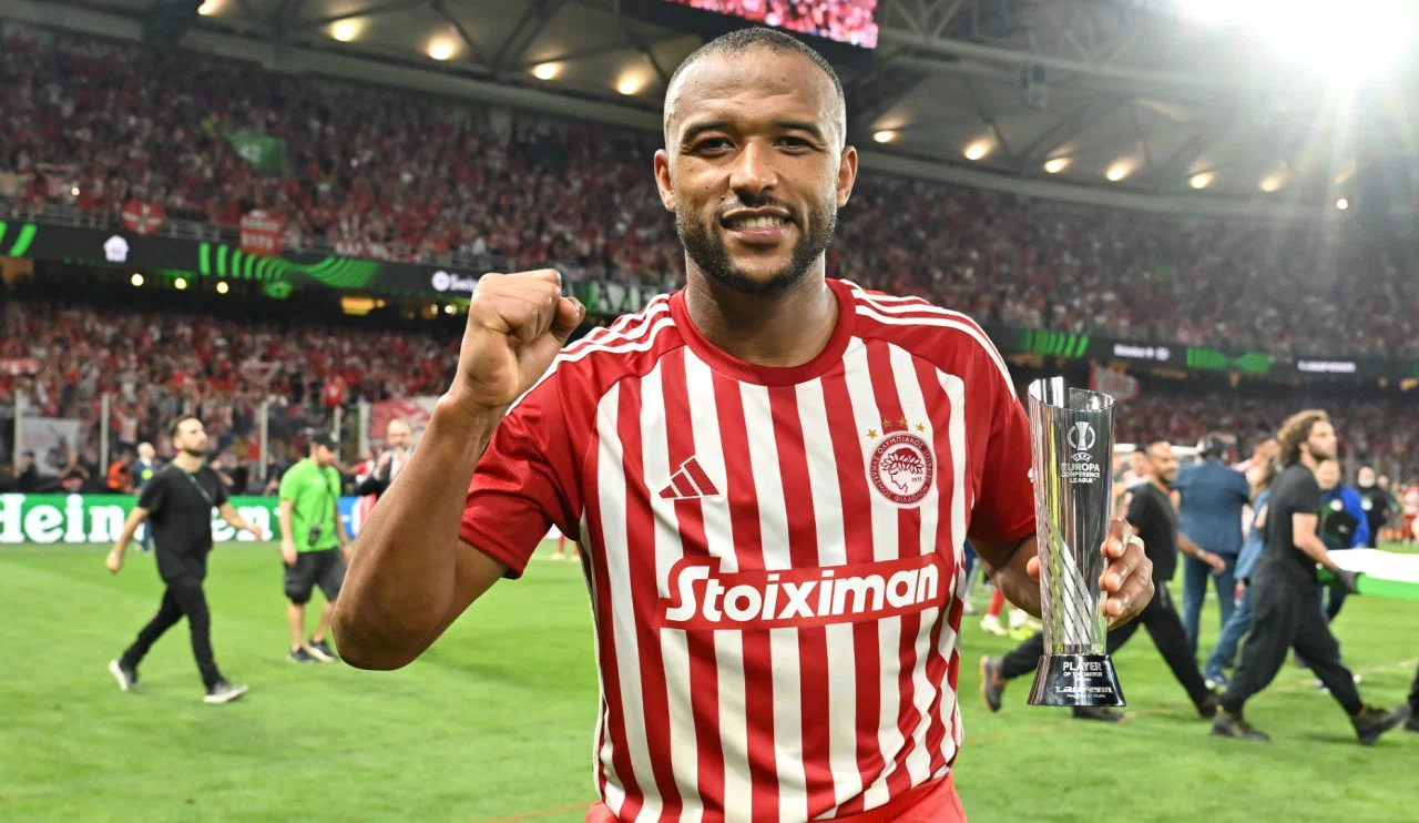 Konyaspor'un kapısından dönen El Kaabi, Olympiakos'u Konferans Ligi'nde şampiyon yaptı