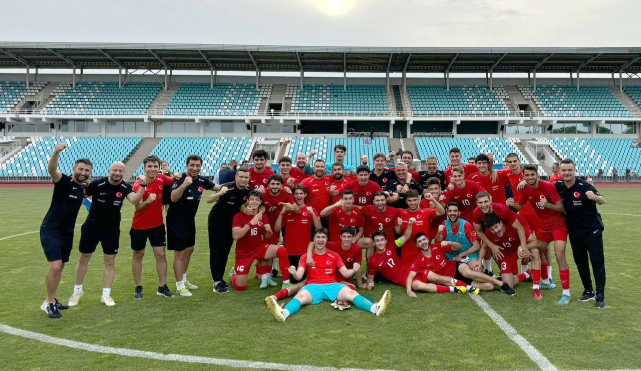 Konyasporlu kaleci, Milli Takım ile şampiyon oldu