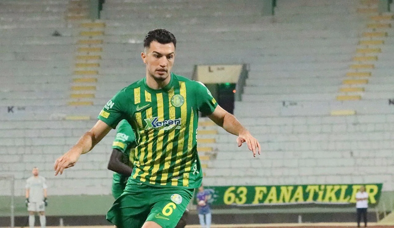 Konyaspor'da kiralık oyuncuların gözü Ali Çamdalı'da olacak