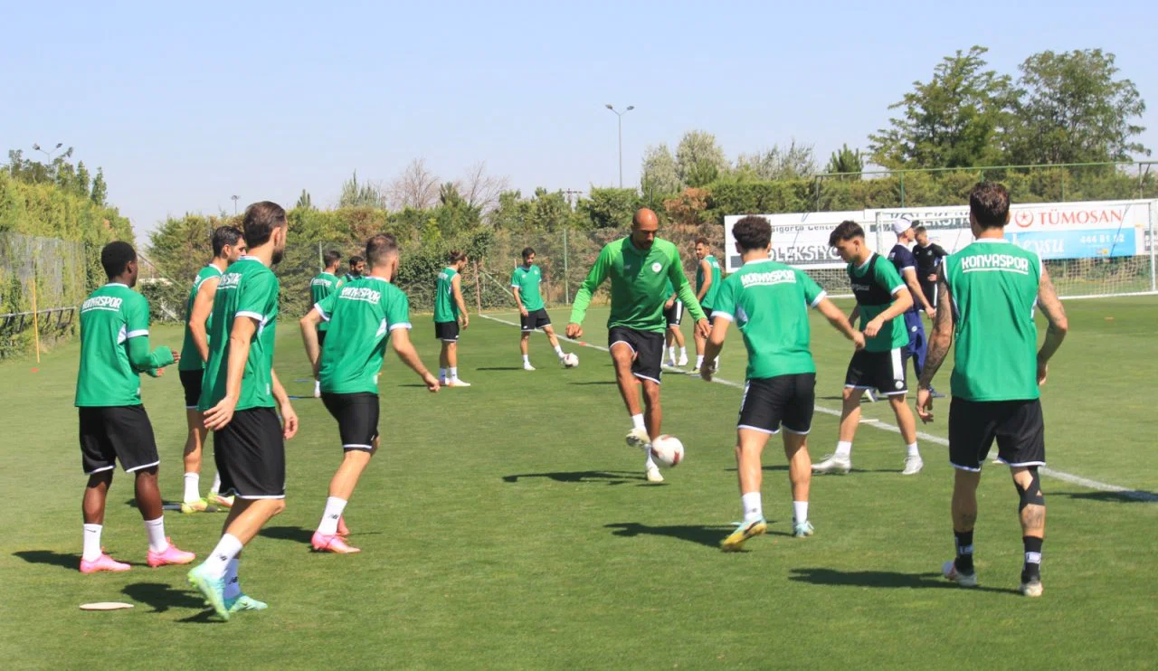 Konyaspor, Kayseri ve Slovenya'da yabancı takımlarla hazırlık maçı oynayacak! İşte rakipler ve program