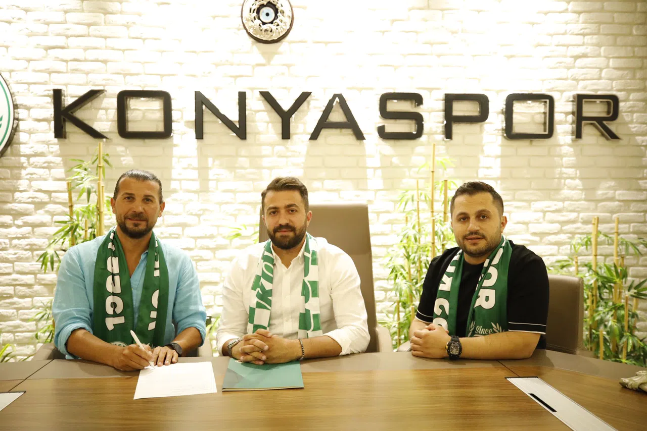 1922 Konyaspor'un yeni teknik direktörü belli oldu