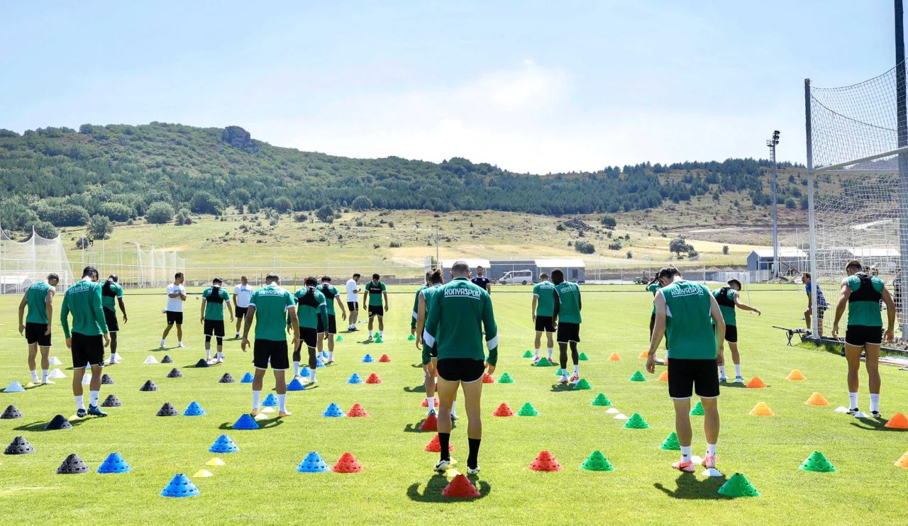 Konyaspor'da Slovenya kamp kadrosu açıklandı! Önemli isim yok