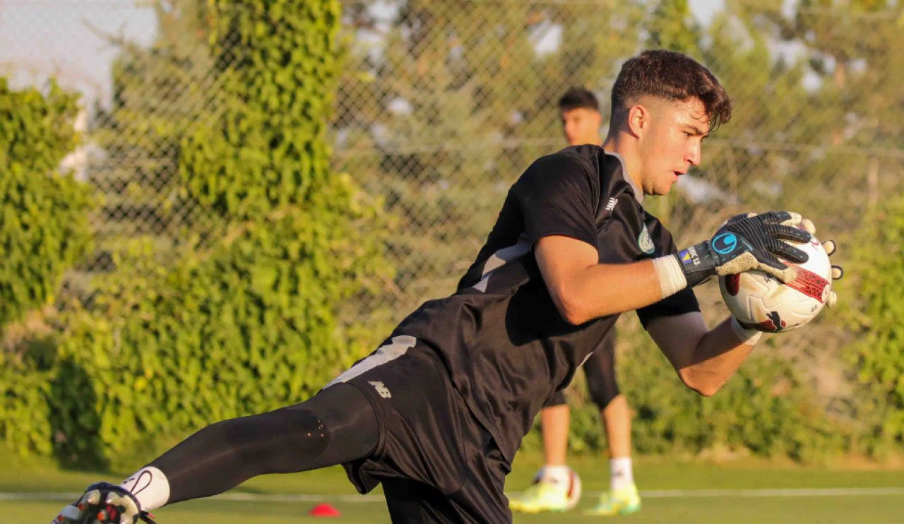 Konyasporlu oyuncuya izin verildi