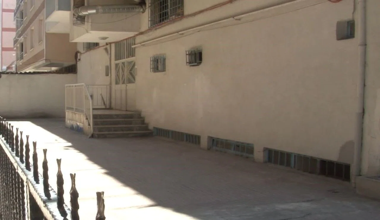 Kahvaltı esnasında cinnet geçirdi! Aile içinde katliam yaptı...