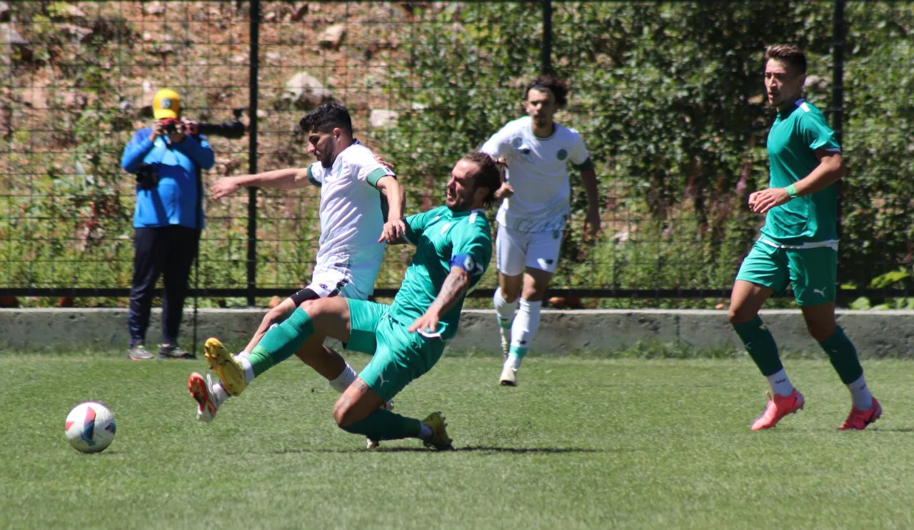 1922 Konyaspor, Kartepe'de Muğlaspor ile karşılaştı