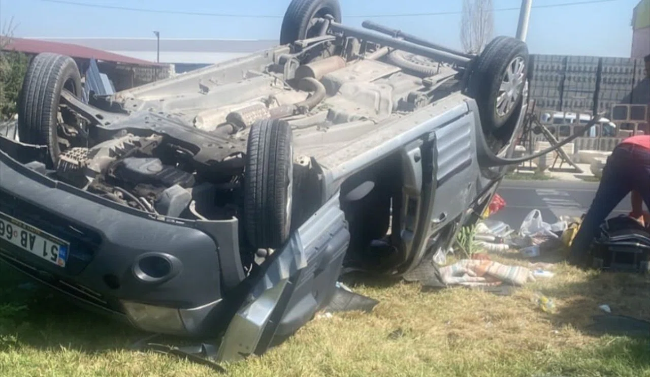 Konya'da otomobil devrildi! Ölü ve yaralılar var