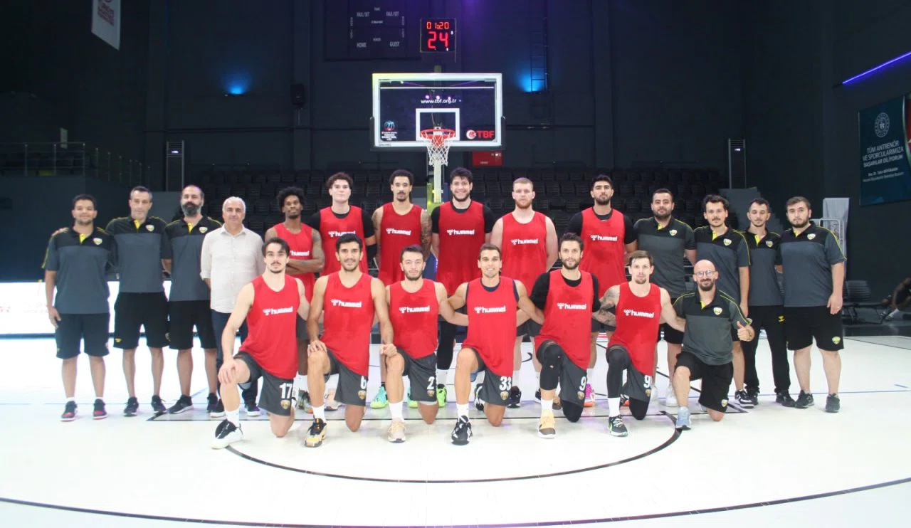 Konya Büyükşehir'den yeni sezon öncesi olumlu sinyaller