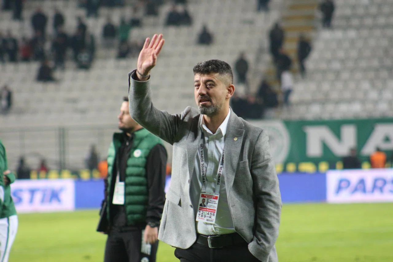 Konyaspor yönetimi geleceğe umutla bakıyor! "Paniğe gerek yok"