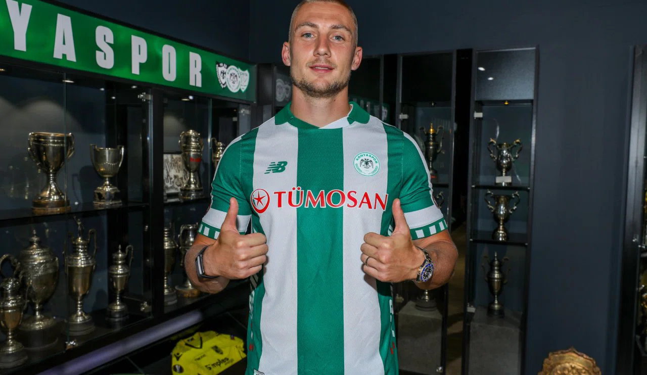 Konyaspor'da Sloven golcü ile 3 yıllık sözleşme! Gelmeyi çok istedim